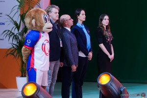 podium jr app sfe03396a copia simone ferraro ph